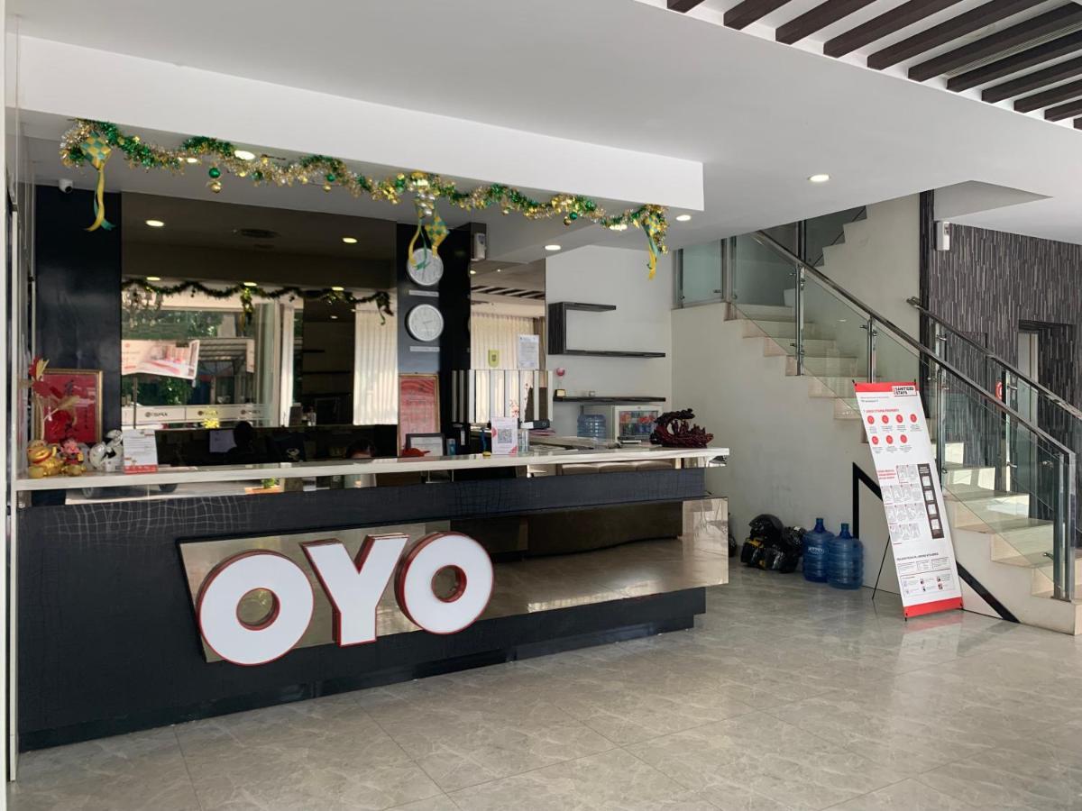 Oyo 676 호텔 오사카 Batam 외부 사진